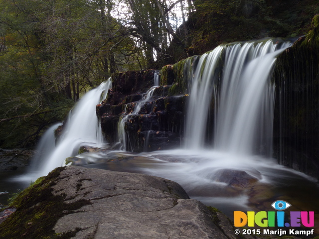 FZ023761 Sgwd y Pannwr waterfall